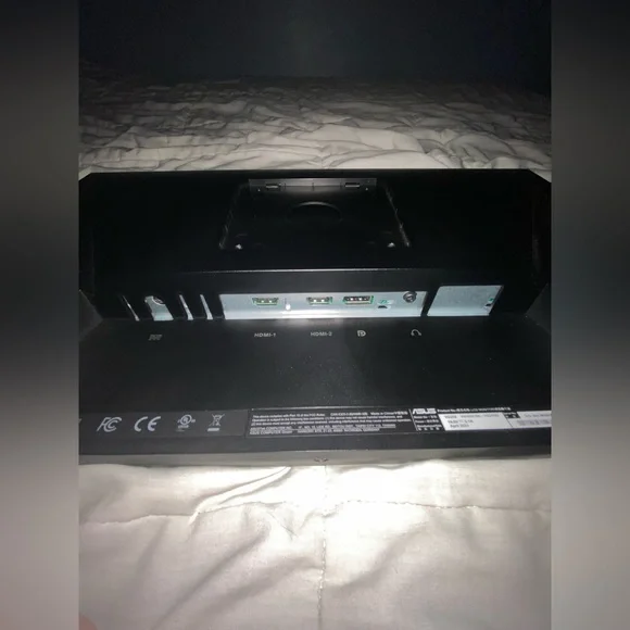 *LIKE NEW* ASUS 25" 1080P 144hz 1ms IPS Gaming Monitor (VG259Q)